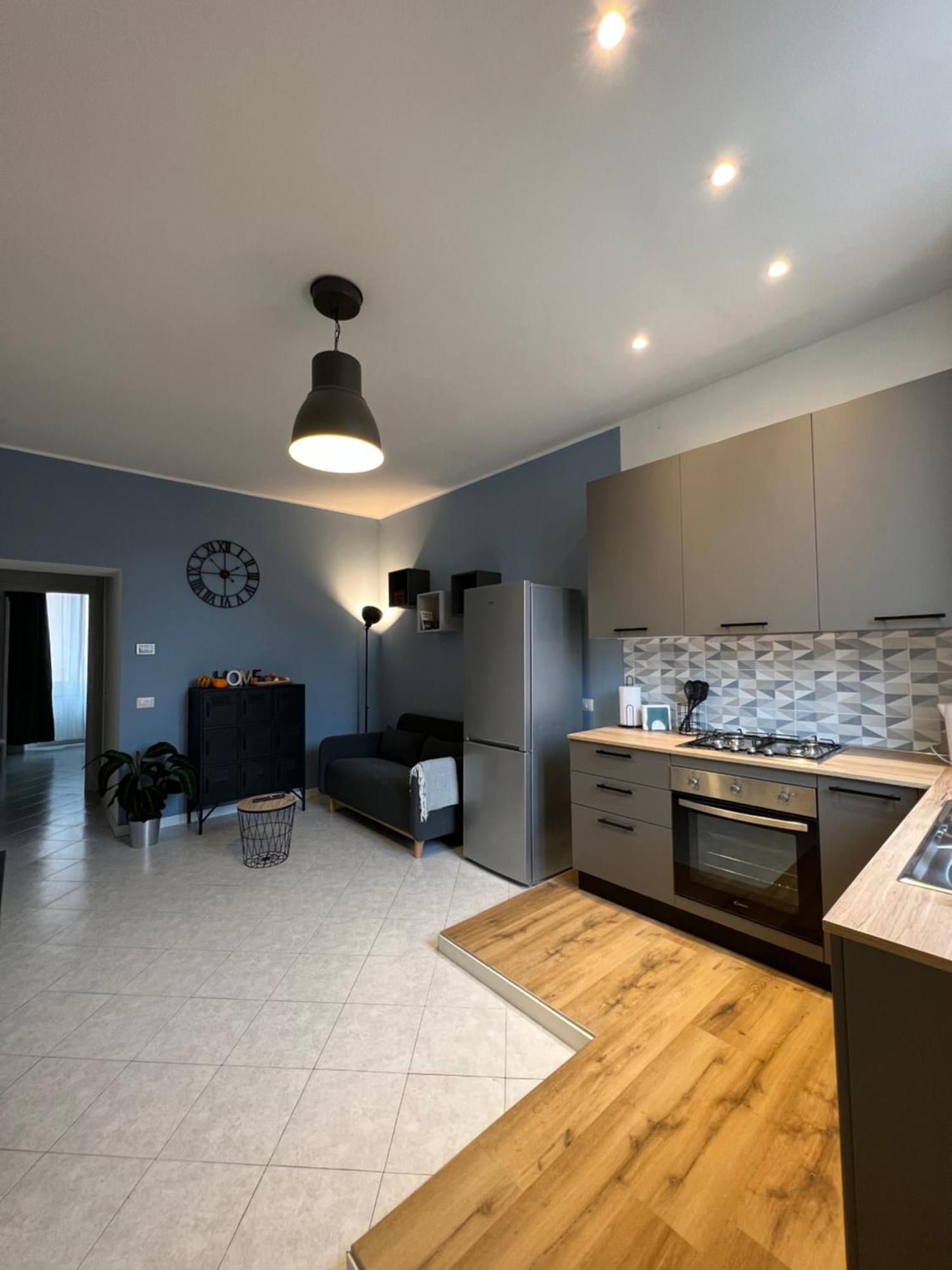 Apartamento La Casa Di Lidia - Bocconi Milán Exterior foto